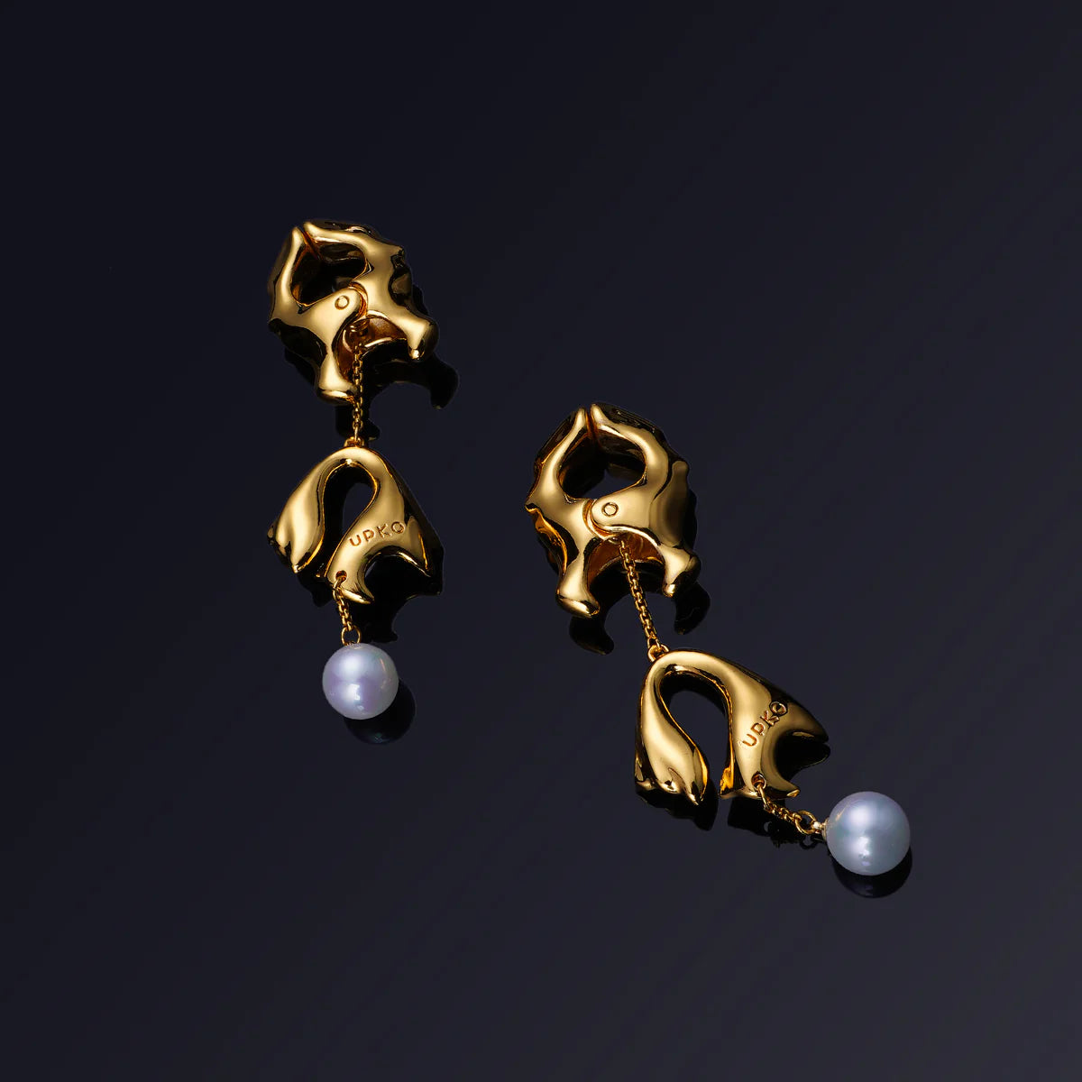 "Moist Eyes" Pearl Nipple Clamps