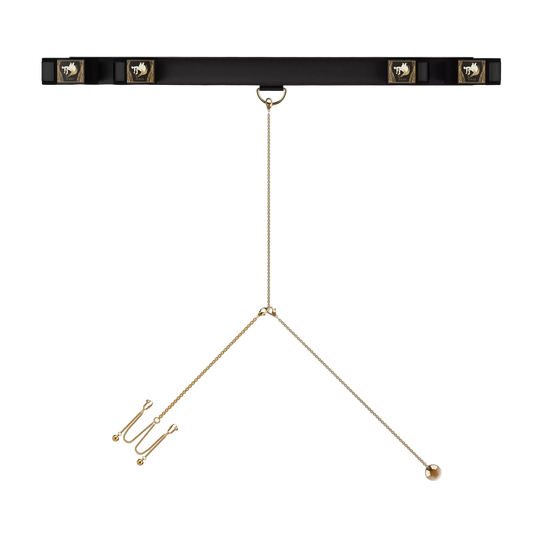 Ornate quick release spreader bar with intimate jewellery accessories 