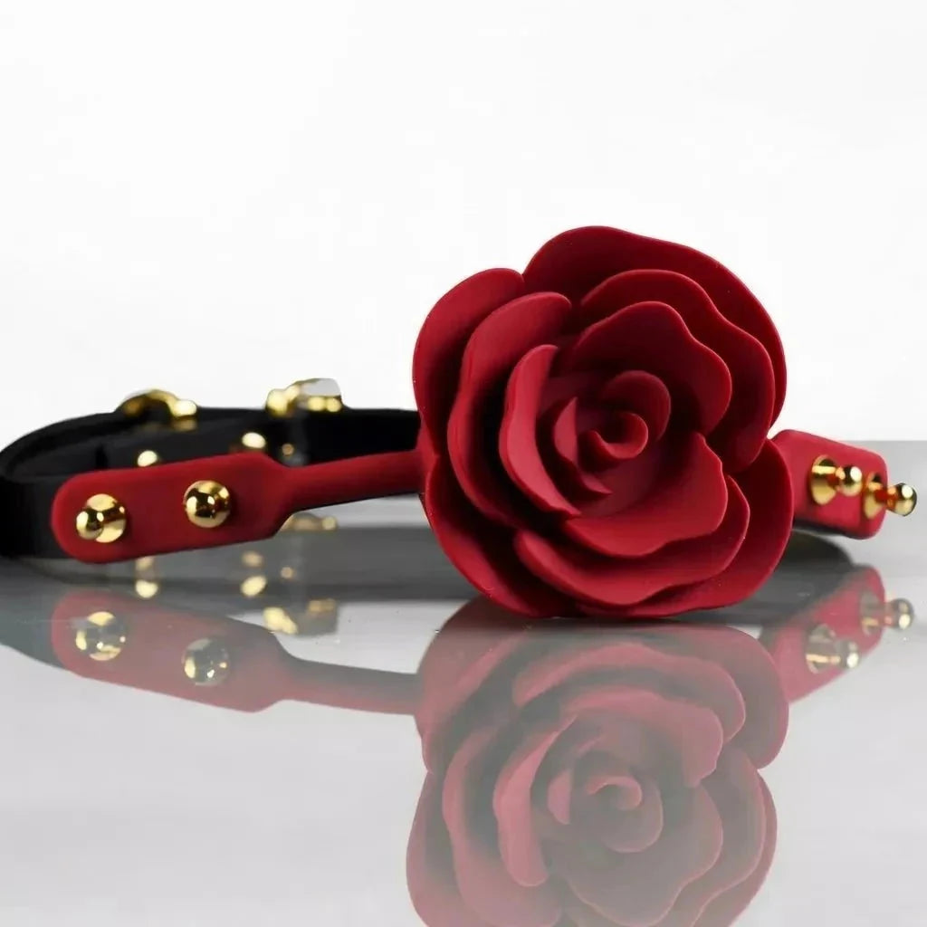 Rose & Thorn Collection: Enchanted Encounter Play Set View 9 — Marquis de Mayfair