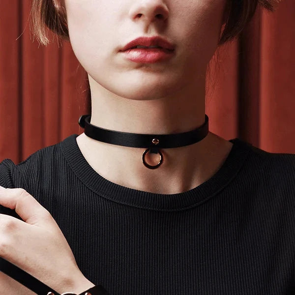 Everyday Kink: 'Dual Purpose' Collar / Choker Side view — Marquis de Mayfair
